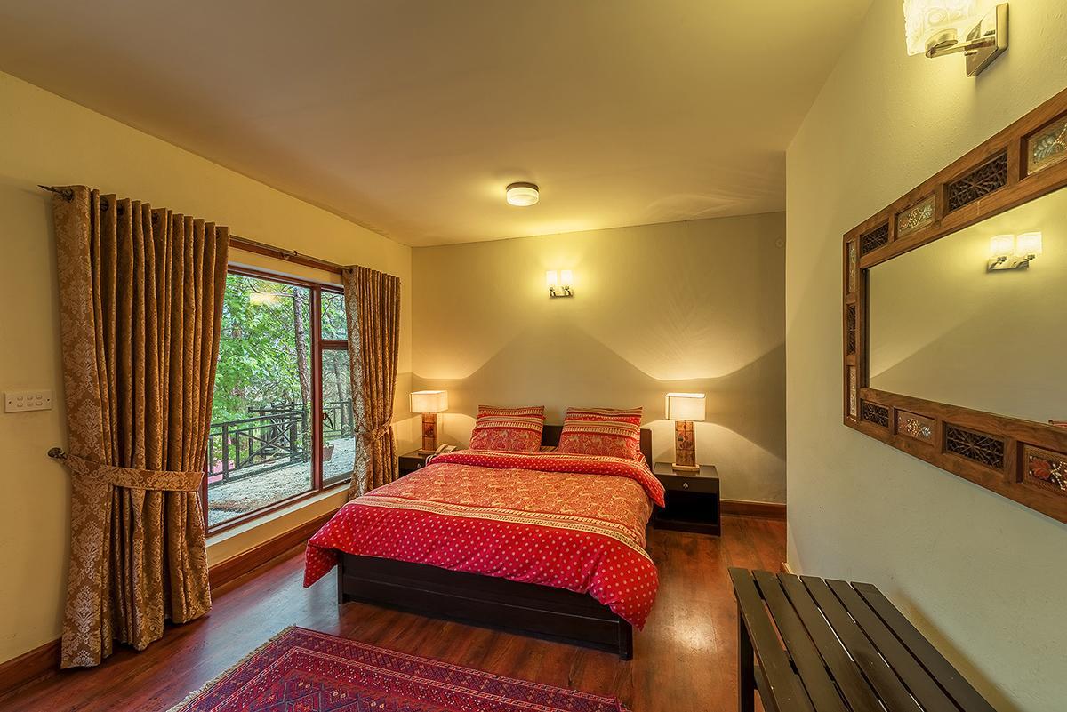 Hotel Arcadian Blue Pines à Murree Extérieur photo